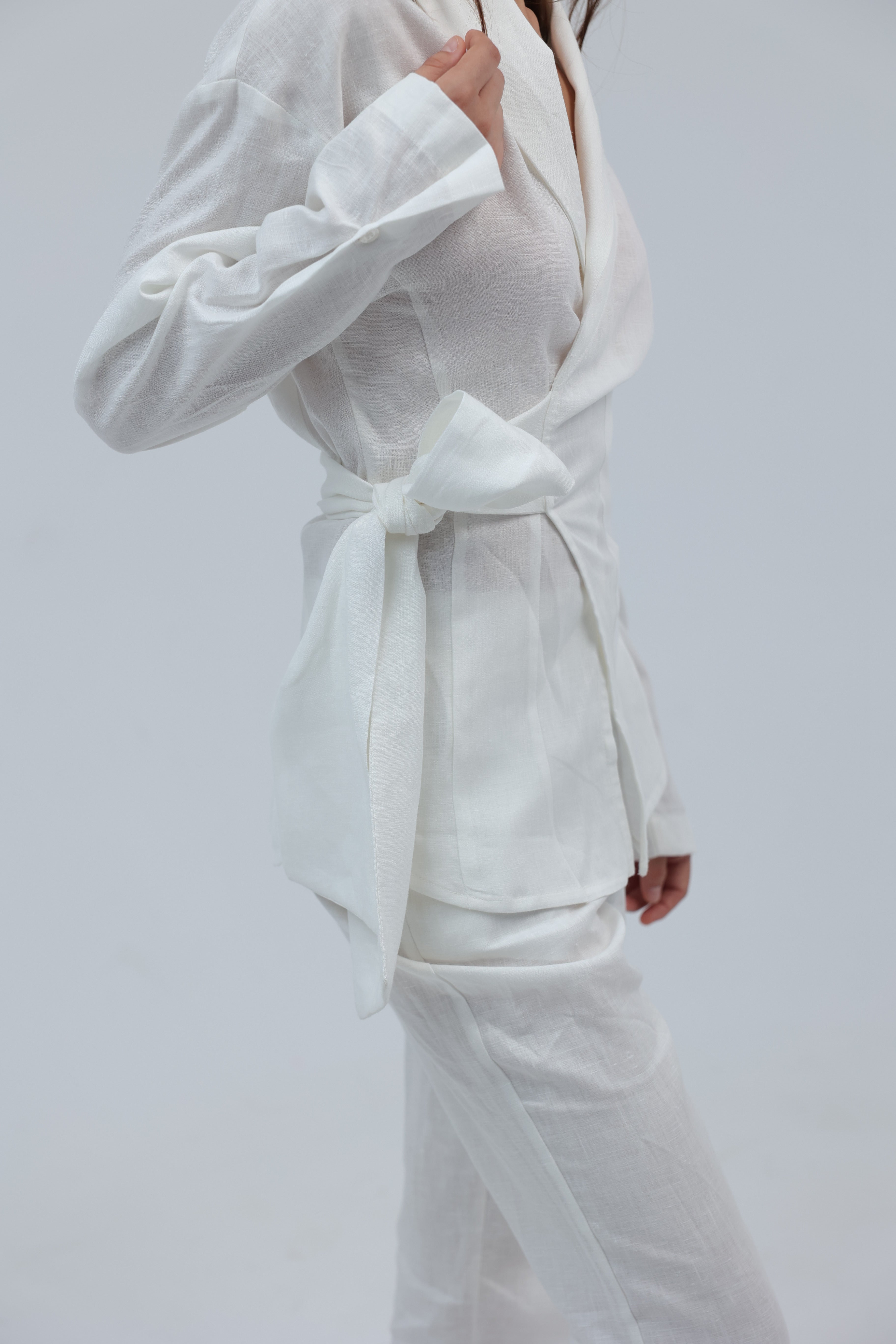 Avenue Suit