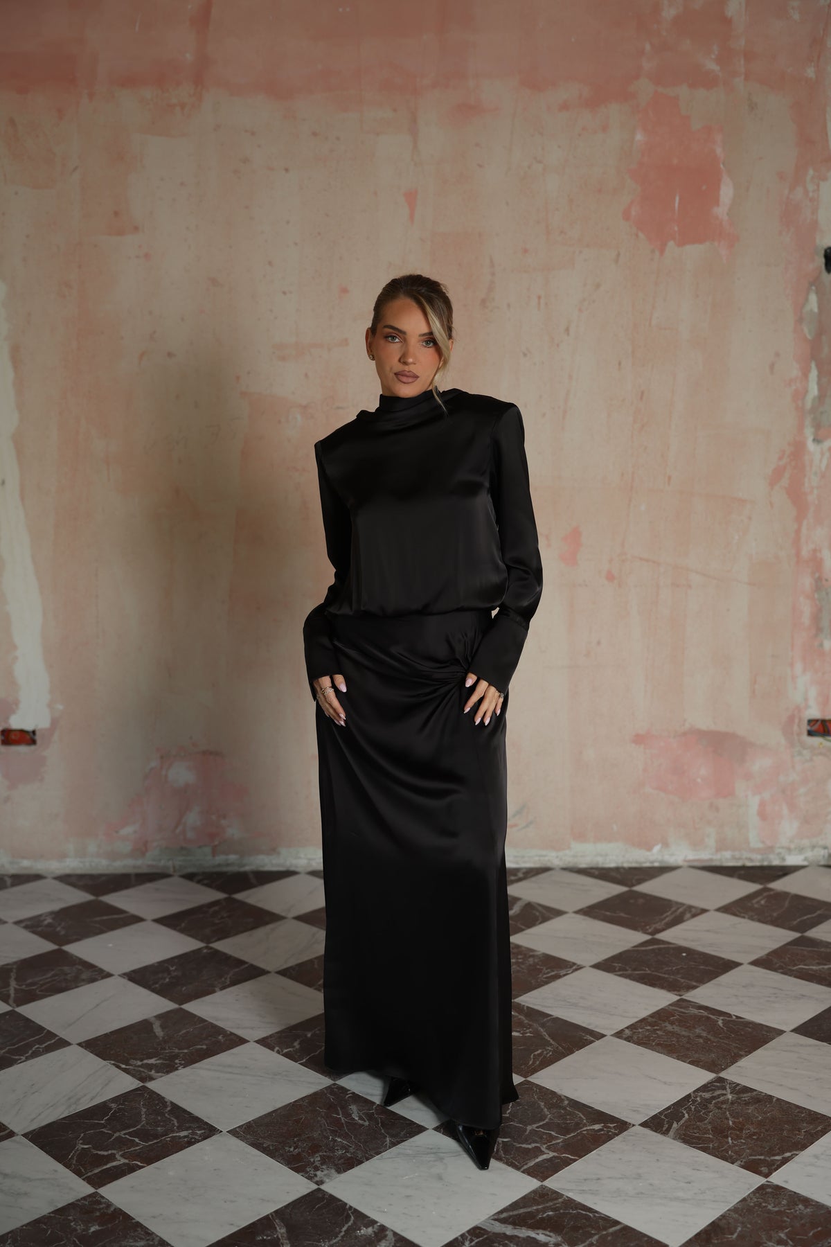 Sasequi Black Dress